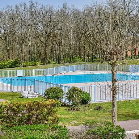Lägenhet Stunning In With 1 Bedrooms, Wifi And Heated Swimming Pool *