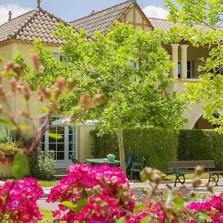 Stunning In With 1 Bedrooms, Wifi And Heated Swimming Pool Lägenhet Monflanquin