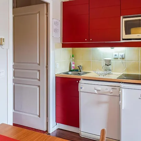 Lägenhet Stunning In With 1 Bedrooms, Wifi And Heated Swimming Pool *
